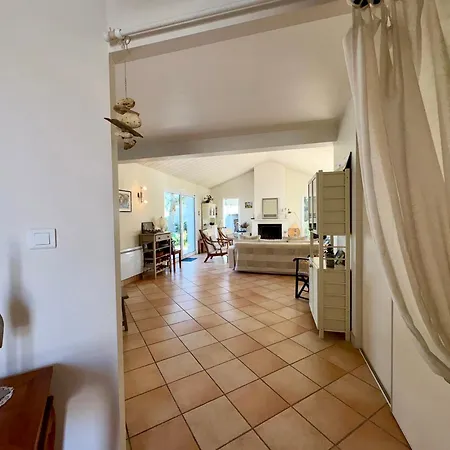 Maison Spacieuse Avec Jardin, Proche Foret Et Plage, 3 Chambres, Equipements De Loisirs, Parking Prive - Fr-1-323-435 Tatil Evi