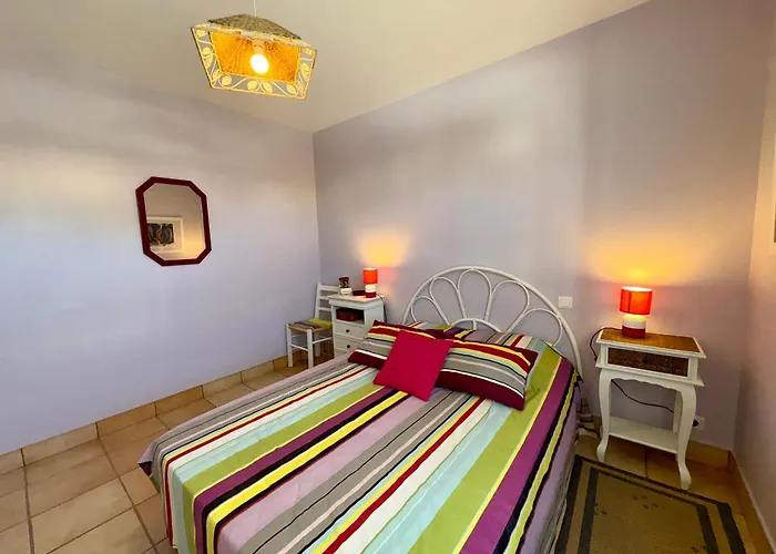 Maison Spacieuse Avec Jardin, Proche Forêt Et Plage, 3 Chambres, équipements De Loisirs, Parking Privé - Fr-1-323-435 *